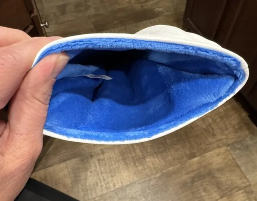 Fellowship of Christian Athletes, Plush lining